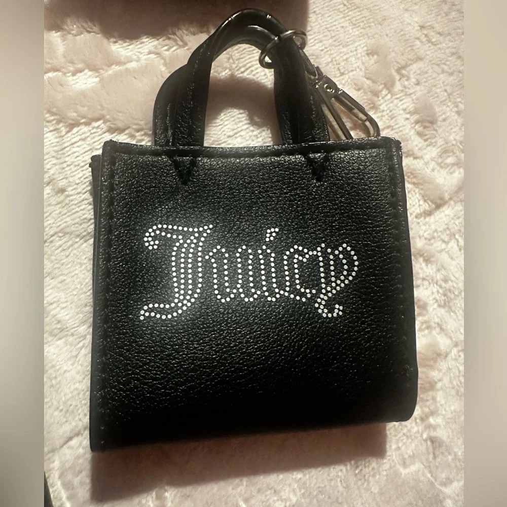 Juicy Couture black charm set - Picture 2 of 10